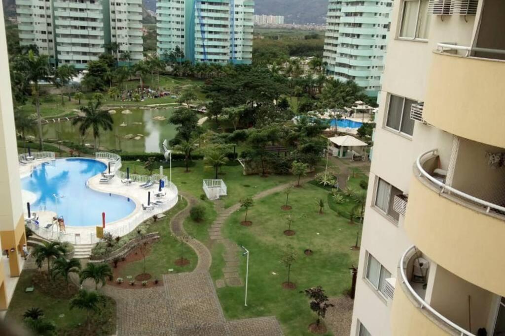 Barra Da Tijuca-apto De Sala-cozinha-quarto/suite Apartamento Rio de Janeiro